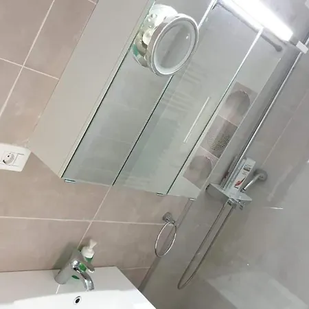 Holiday Apartment *
